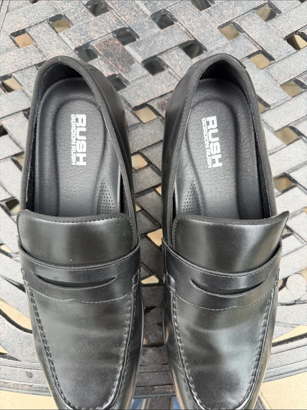 Gordon Rush polished black